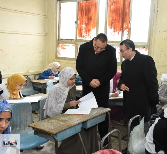 محافظ الشرقية يُتابع سير إمتحانات الشهادة الإعدادية بمدرسة بني شبل الإبتدائية رقم 3