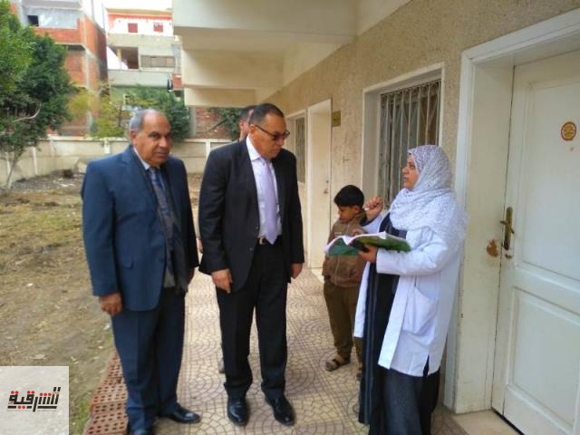 محافظ الشرقية يفاجيء الوحدة الصحية بقرية أنشاص البصل