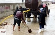 لليوم الثانى على التوالى ...رئيس مدينة أبوحماد يتابع شفط مياه الأمطار ويستجيب لإستغاثات المواطنين