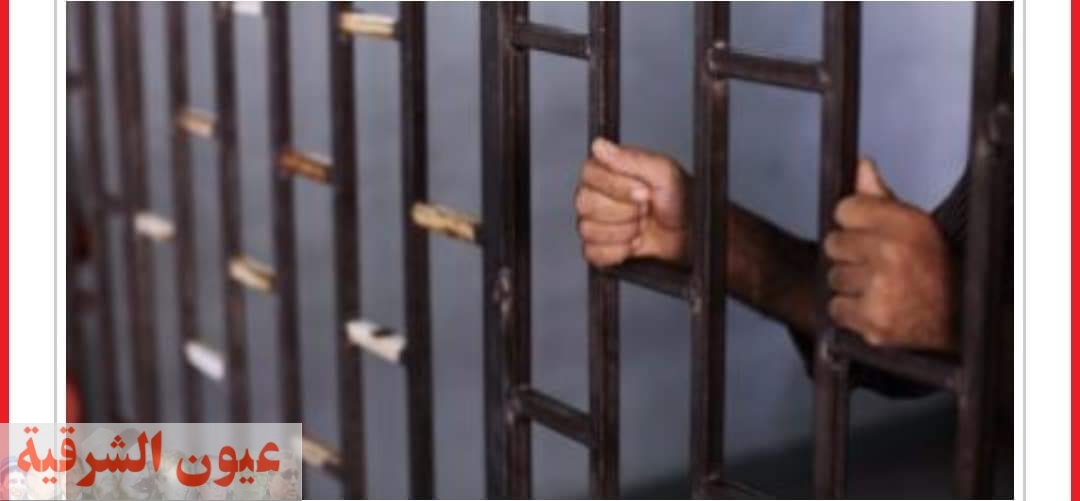 القبض علي صيدلي بالشرقية بعد ترويجه مخدرات للعملاء عبر Facebook
