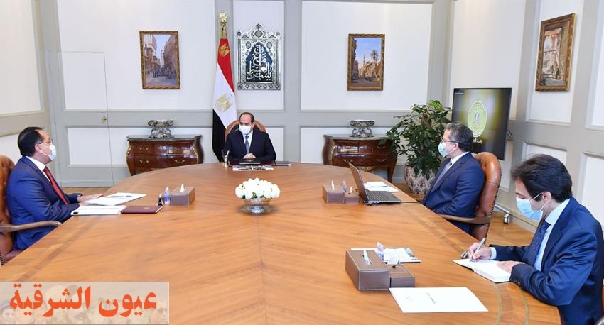 الرئيس السيسي يجتمع برئيس مجلس الوزراء ووزير السياحة والآثار