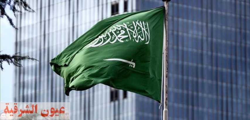 السعودية تمد إقامات وتأشيرات الوافدين من الدول التي تم تعليقها للحد من إنتشار كورونا