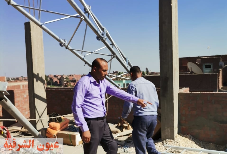 مصرع عامل وإصابة آخر في حادث سقوط برج محمول تحت الإنشاء بعزبة الشوادفي بههيا