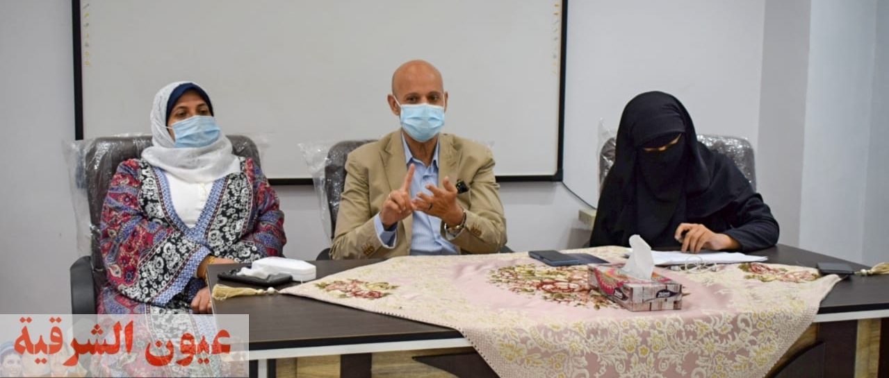 وكيل وزارة الصحة بالشرقية يناقش بمديري الإدارات الصحية خطة تطعيم المواطنين بلقاح كورونا