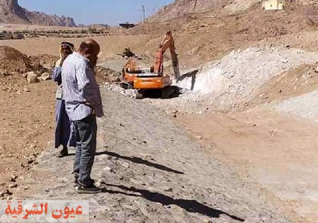بدء أعمال إحلال وتجديد شبكة الصرف الصحي في مدينة دهب بجنوب سيناء