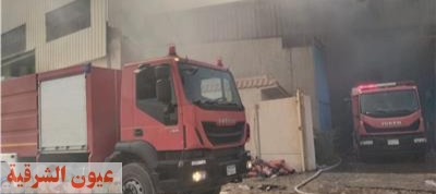 إصابة عامل وتفحم محتويات مصنع أثاث في حريق هائل بالشرقية