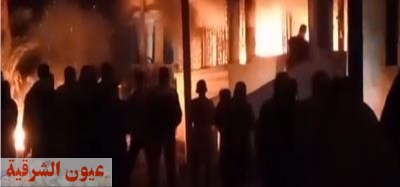 أهالي قرية منشأة الأمير بأولاد صقر يشعلون النيران في منزل إنتقاماً لمقتل شاب