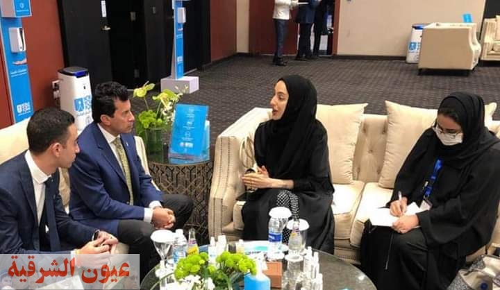 وزير الرياضة يلتقى وزيرة الدولة لشؤون الشباب بدولة الإمارات 