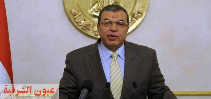حزب مصر الحديثة بالشرقية يوزع كمامات على طلاب المدارس خلال إمتحانات الشهادة الإعدادية بالزقازيق والقنايات