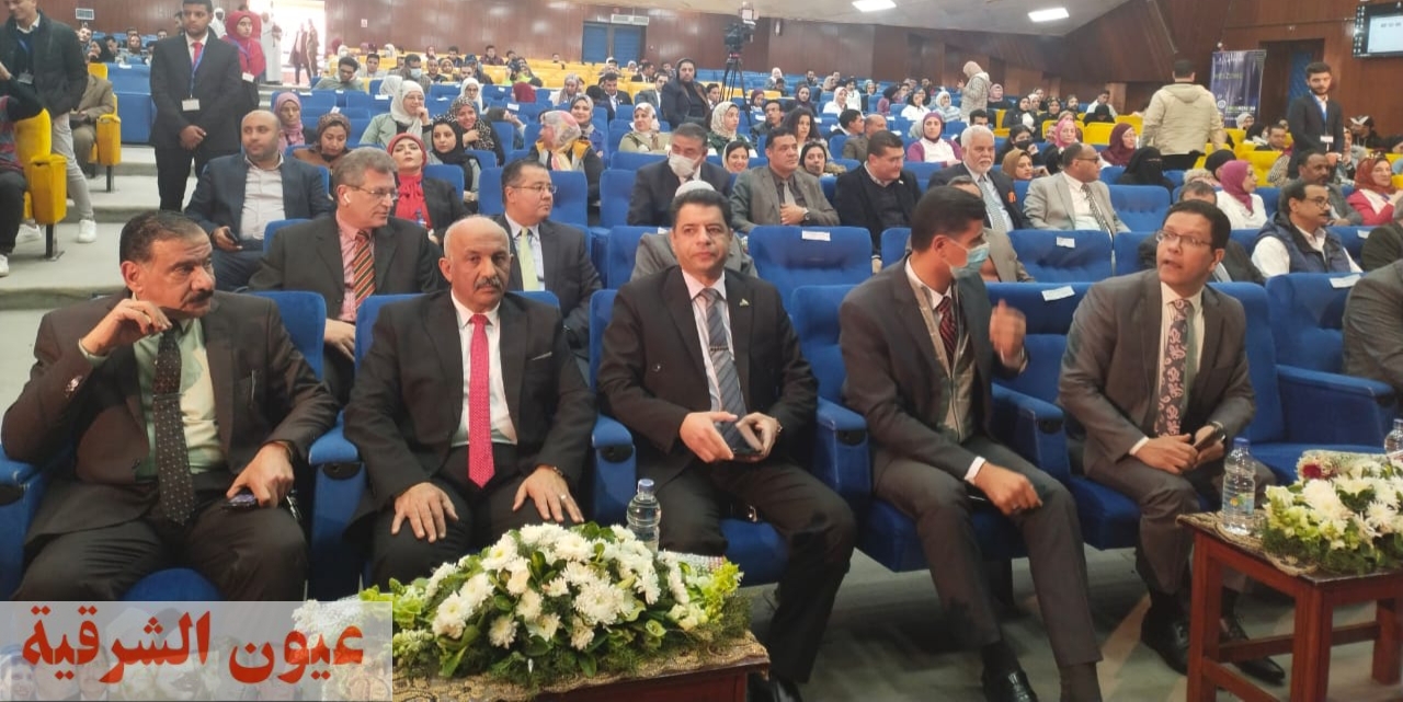 نائب رئيس جامعة الزقازيق يشهد ختام فعاليات أول هاكاثون عن المدن الذكية بجامعة بنها بمشاركة 25 جامعة مصرية