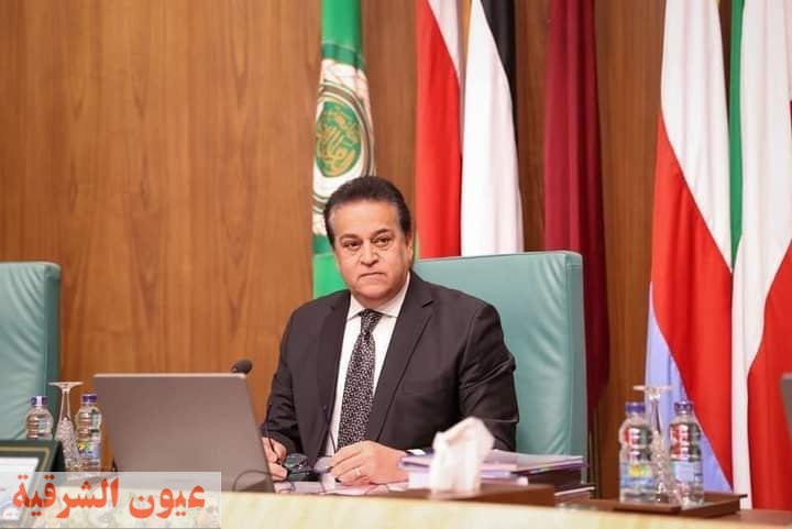 عبدالغفار يؤكد دعم البلدان العربية لتنفيذ قرارات وتوصيات مجلس وزراء الصحة العرب