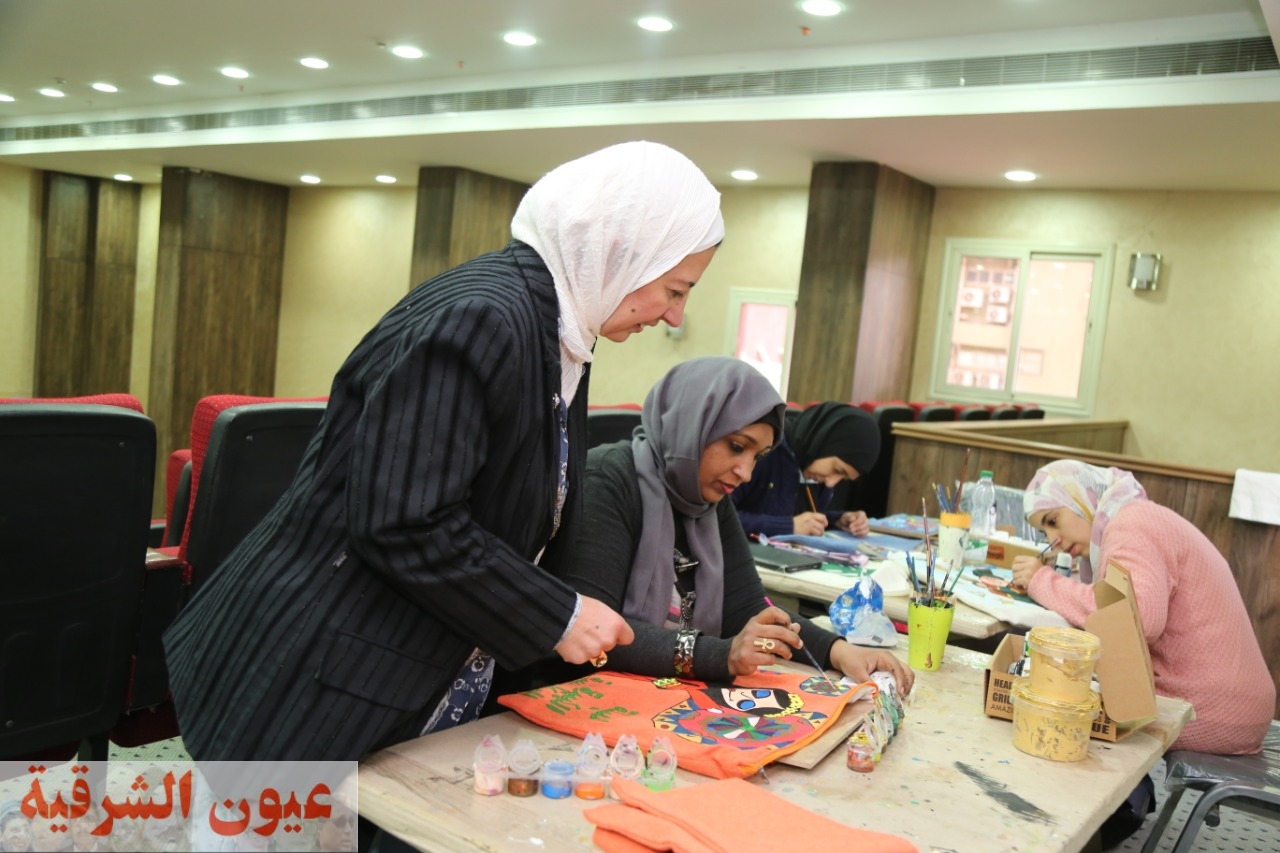 المجلس القومي للمرأة يواصل فعاليات جلسات الدوار بمحافظة الشرقية