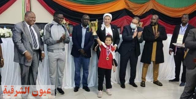 محافظ الشرقية يُهنئ اللاعبة رغد علاء الدين لحصولها علي الميدالية الذهبية في بطولة أفريقيا للشطرنج بزامبيا