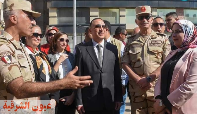محافظ الإسكندرية يتفقد القافلة الطبية والنادي الاجتماعي ببشائر الخير برفقة قائد المنطقة الشمالية