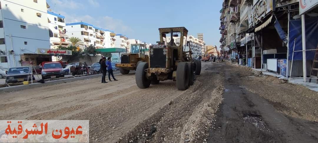 محافظ بورسعيد: استمرار أعمال التطوير ورفع كفاءة ورصف الشوارع