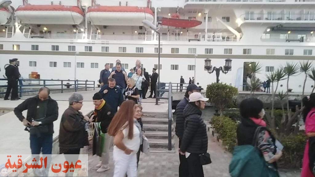 وصول السفينتين السياحيتين Celestyal CRYSTAL و VARIETY VOYAGER لميناء بورسعيد السياحي