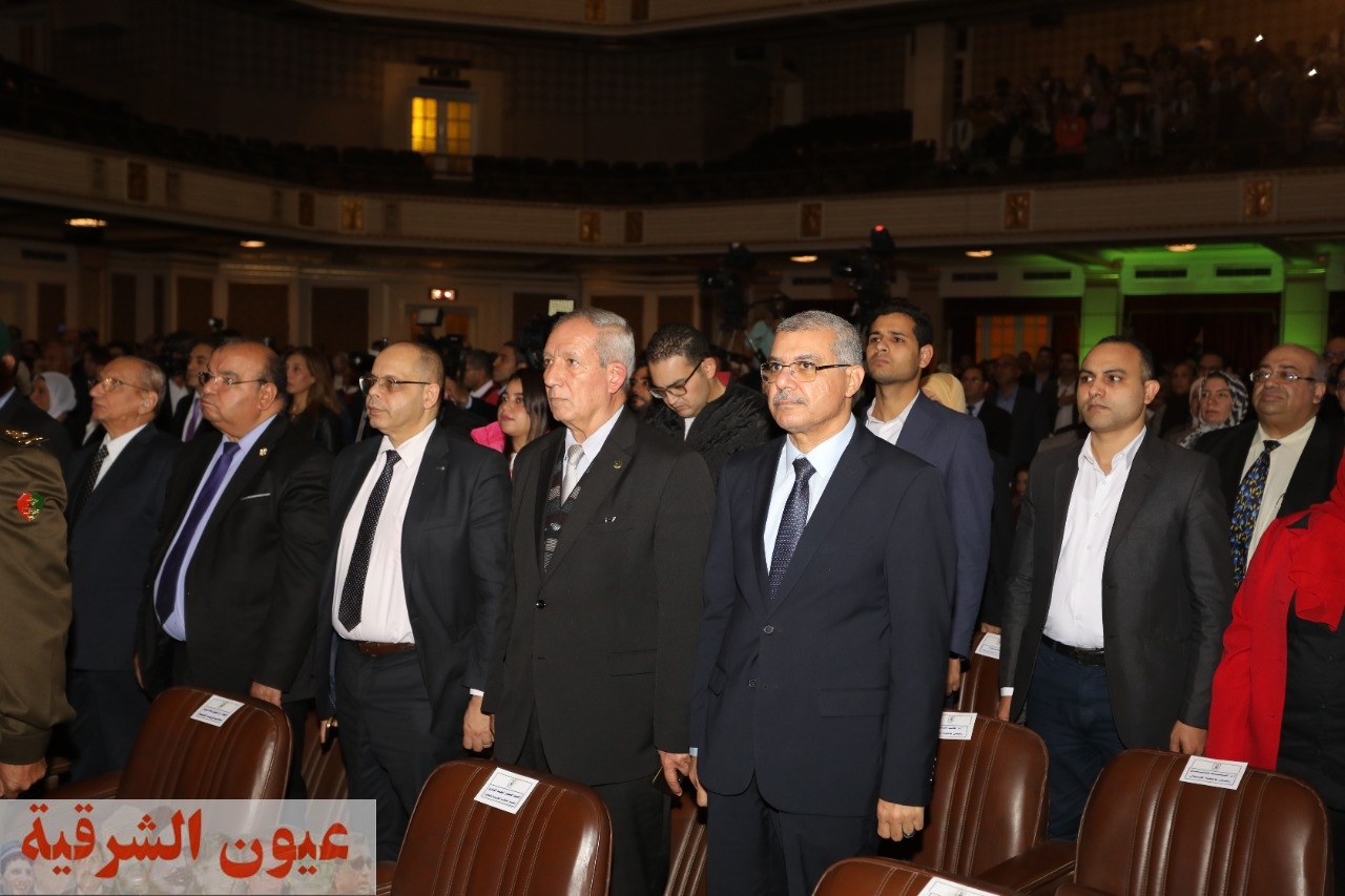 رئيس جامعة الزقازيق يشهد إحتفالية عيد العلم السابع عشر بجامعة القاهرة