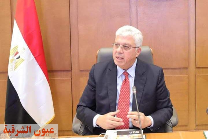 وزير التعليم العالي يُصدر قراراً بإغلاق كيان وهمي بالقاهرة