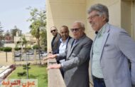 محافظ بورسعيد يستقبل رئيس لجنة الحكام بالاتحاد المصري لكرة القدم