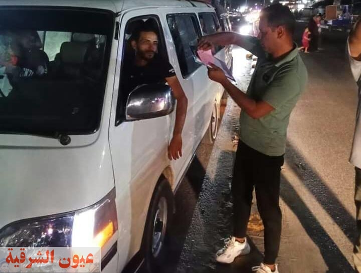 تحرير 76 مخالفة وسحب رخصتين لمخالفة خط سير سيارات الأجرة بمطروح
