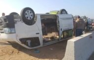 مصرع شخص وإصابة 13 في حادث إنقلاب ميكروباص على الطريق الصحراوى بأسوان