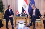 وزير الاتصالات يبحث التعاون المشترك مع سفير جمهورية لاتفيا بالقاهرة