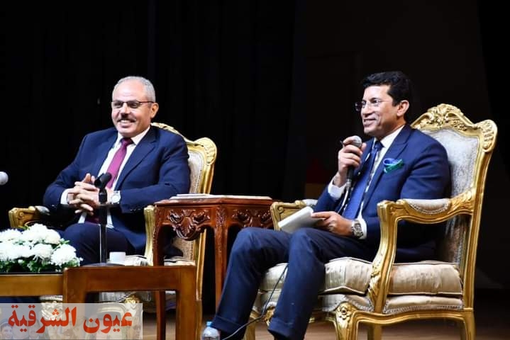 وزير الشباب و الرياضة يعقد جلسة حوارية مع شباب جامعة قناة السويس