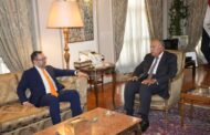 وزير الخارجية يبحث القضايا الثنائية والدولية المشتركة مع نظيره الفنزويلي