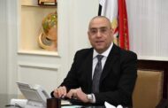 وزير الإسكان يتابع مشروعات تطوير الصرف الصحي والطرق بمدينة برج العرب الجديدة