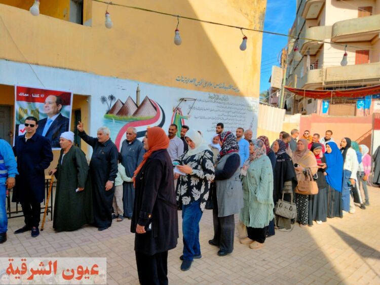 إقبال المواطنين للإدلاء بصوتهم في الإنتخابات الرئاسية بـديرب نجم