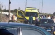 من بينهم أطفال.. إصابة 15 شخصاً في إنقلاب سيارة ربع نقل بالطريق الصحراوي