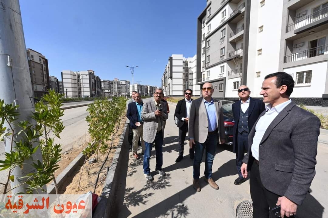 وزير الإسكان يتفقد الوحدات السكنية بمشروع زهرة العاصمة في بدر 