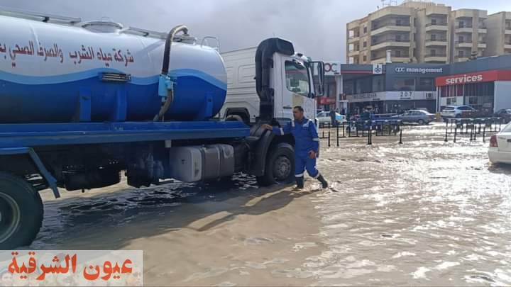 محافظ مطروح يتابع جهود سحب مياه الأمطار من الشوارع