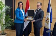 نائب وزير السياحة والآثار تلتقي مدير عام شركة الخطوط الجوية التركية بالقاهرة