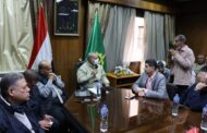 محافظ القليوبية يعقد إجتماعًا مع رئيس مجلس إدارة شركة نهضة مصر