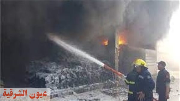 السيطرة على حريق بداخل حوش في سوهاج