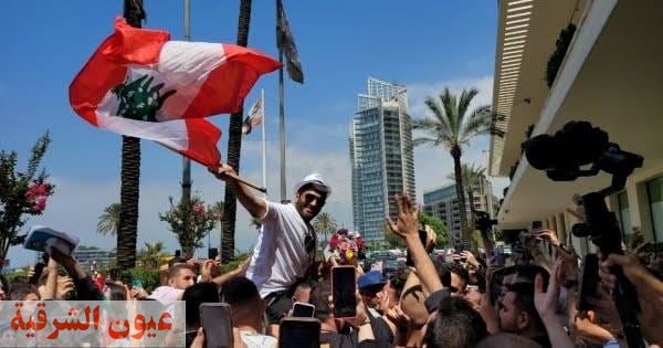 محبي تامر حسني في لبنان يطالبون بحفل في صيف 2024