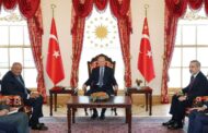 خلال زيارته لإسطنبول.. رئيس الجمهورية التركية يستقبل وزير الخارجية المصري