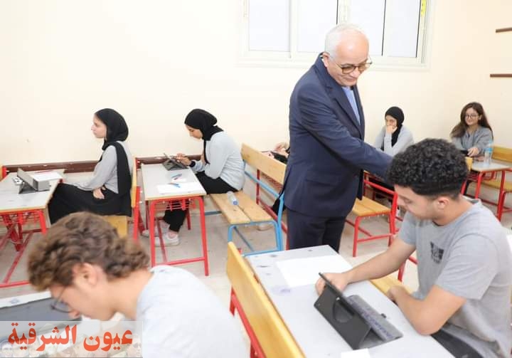 حجازي يتابع سير امتحانات صفوف النقل بمدرسة مصطفي كامل في بدر