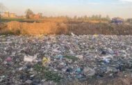 كارثة بيئية في ديرب نجم.. القمامة تغزو بحر السنيتي والمسؤولون غائبون